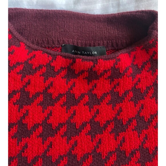 Ann Taylor Sweater Mock Neck Knit Houndstooth Red Small Holiday - Picture 5 of 9